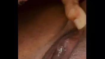 चलाएँ मेरे सौतेले भाई की पत्नी की चूत को चूसा, अब वह मुझसे प्यार करती है