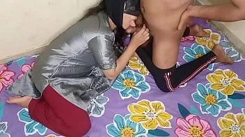 Play Devar bhojayi xxx sex videos | devar tried to blackmail bhabhi painfully when one one at home | full hd hindi sex video with hindi audio