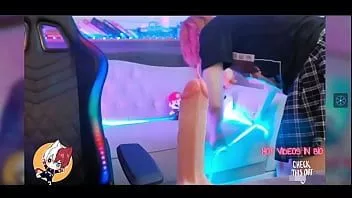 再生 ディルドで遊ぶかわいいベイビージンジャーパイ