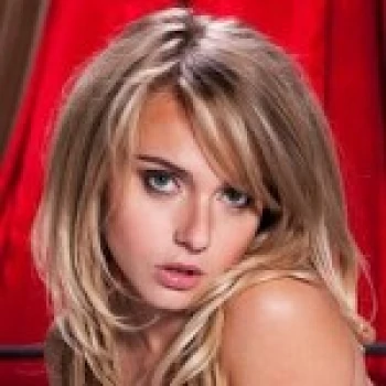 পর্নস্টার Chloe Toy