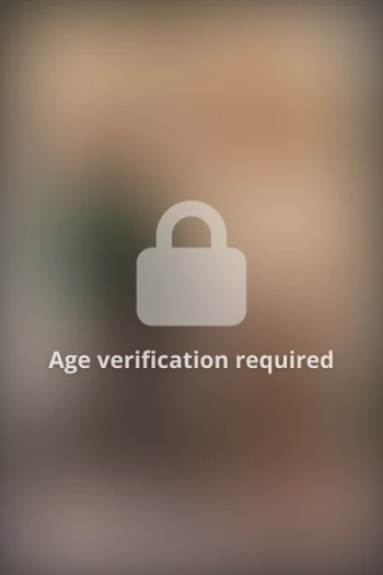 Порнозвезда Maya Farrell